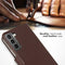 Selencia Galaxy S22 - Echt Lederen Bookcase - 3 Pashouders - Bruin