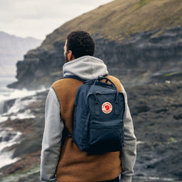 Fjällräven Kånken Laptop 17" - Unisex Rugzak - Laptopvak - Ochre