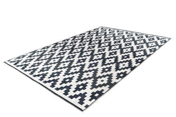 Short pile carpet lanai