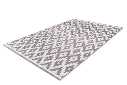 Short pile carpet lanai