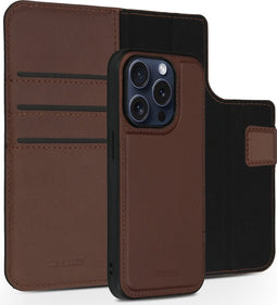 Accezz Hoesje Geschikt voor iPhone 15 Pro Hoesje Met Pasjeshouder - Accezz Premium Leather 2 in 1 Wallet Bookcase - Bruin