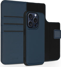 Accezz Hoesje Geschikt voor iPhone 15 Pro Hoesje Met Pasjeshouder - Accezz Premium Leather 2 in 1 Wallet Bookcase - Donkerblauw