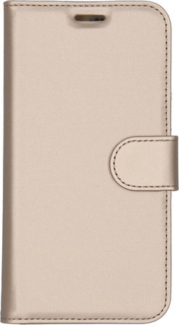 Accezz Hoesje Geschikt voor Nokia 4.2 Hoesje Met Pasjeshouder - Accezz Wallet Softcase Bookcase - goud