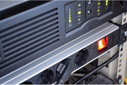 Alu-Line 19" stekkerdoos 8-voudig 2m H05VV-F 3G1,5 + schakelaar