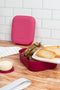 Amuse Brooddoos 3-in-1 - Lunchbox - Met Rekker en Sauspotje - Vaatwas, Magnetron en Diepvriesbestendig - 2 Compartimenten - Rood