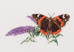Thea Gouverneur - Borduurpakket met telpatroon - 436 - Voorgesorteerde DMC Garens - Vlinder Atalanta Budlea - Linnen - 29 cm x 18 cm - DIY Kit