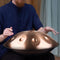 ANTETOK Handpan Tongtrommel - D Mineur 10 Tonen Stalen Trommel, 22 Inch Harmonische Percussie met Draagtas en Drumsticks, Handgemaakte Healing Muziek Drum (Donkerblauw)