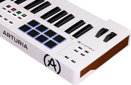 Arturia Keylab Essential 61 mk3 White - MIDI controller, 61 toetsen, wit