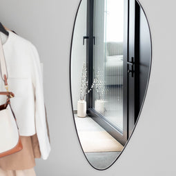 Atmooz - Wandspiegel Stone XL - 143cm hoog - Metaal - Badkamer / Woonkamer - Hangend