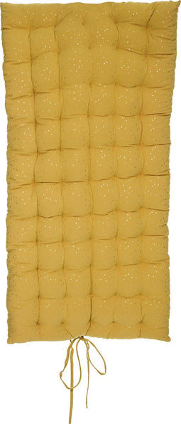 Atmosphera Kids Berlingot vloermatras met gouden driehoekjes - 120x60x5cm - Oker