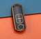 Autosleutel hoesje - TPU Sleutelhoesje - Sleutelcover - Autosleutelhoes - Geschikt voor Mazda -zw-goud- A2 - Mazda 6, Mazda 3, Mazda 2, Mazda MX-5, Mazda CX-30, Mazda MX-30, Mazda CX-5, Mazda CX-60 - Auto Sleutel Accessoires gadgets - Kado Cadeau ma