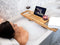Bamboe Badkuip Caddy Lade Badblad voor Bad, Verstelbare Badkamer Badkuip Organizer met Boek Tablet Wijnglas Cup Handdoekhouder, Onderscheidend geschenk