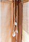 Bazar Bizar - Decoratie - Cowrie Schelpen Ketting - Wit