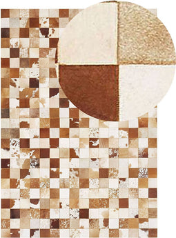 Beliani CAMILI - Vloerkleed - bruin - koeiehuid leer