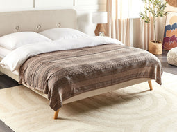 Beliani DAULET - Bedsprei - Bruin - 150 x 200 cm - Katoen