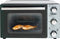 Bestron vrijstaande Mini Oven met 20L volume, Bakoven inlcusief Grillrooster & Bakschaal, met 3 programma's: Bovenwarmte, Onderwarmte en Bovenwarmte + Onderwarmte tot max. 230 °C, timerfunctie & indicatielampje, 1300 Watt, kleur: zilver / zwart