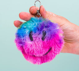 Bitten Knuffel Sleutelhanger - Regenboog Smiley