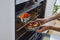 Black+Blum Steel Food Box Medium grijs rood