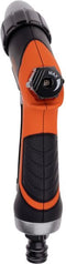 BLACK+DECKER Spuitpistool - Sproeikop voor Tuinslang - Aanpasbare Waterstroom - ABS-Plastic en Thermoplastisch Rubber - Zwart/Oranje
