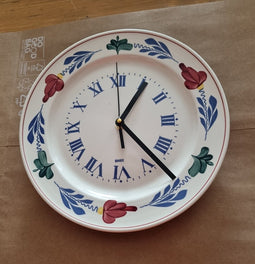 Boerenbont Wandklok rond 27 cm aardewerk