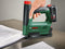 Bosch UniversalTacker 18V-14 Accu tacker - Zonder 18 V accu en lader - Incl. 1000 nietjes