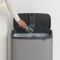 Brabantia Bo Touch Bin Prullenbak - 60 liter - Mineral Concrete Grey