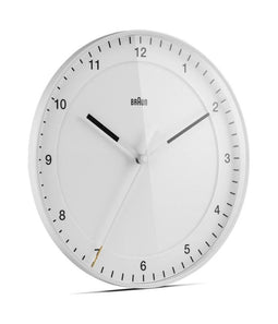 Braun BC 17 Zendergestuurde Wandklok Wit