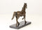 BRONZEN BEELD VAN EEN PAARD