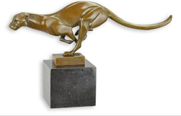 BRONZEN BEELD VAN EEN RENNENDE POEMA