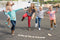 BS Toys Moves! Denkspel - Actief Beweeg Spel - Speelgoed Vanaf 6 Jaar - Houten Kaarten - Kinderspeelgoed - Cadeau kind
