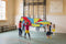 BS Toys Parachute Spel met Gat - Buitenspeelgoed - Vangspel - Doekspel 3 tot 12 Spelers - Spelletjes voor kinderen - Buiten speelgoed - Buitenspel - Buiten Spellen - Tuin Speelgoed - Strandspeelgoed - 3 Meter doek