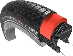 Buitenband CST Brooklyn Pro 28 x 2.00 / 50-622mm - zwart met reflectie