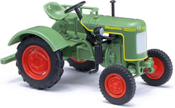 Busch - 1/87 TRAKTOR FENDT F 15 DIESELROSS H.GRUN 1951 (2/24) * - modelbouwsets, hobbybouwspeelgoed voor kinderen, modelverf en accessoires