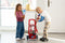 Klein Toys Vileda - schoonmaaktrolley - incl. vloerwisser emmer bezem stoffer en blik - rood blauw