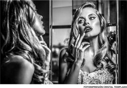 Canvas Vrouw 120 x 4 x 80 cm