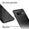 Carbon Softcase Backcover voor de Samsung Galaxy S10 - Zwart