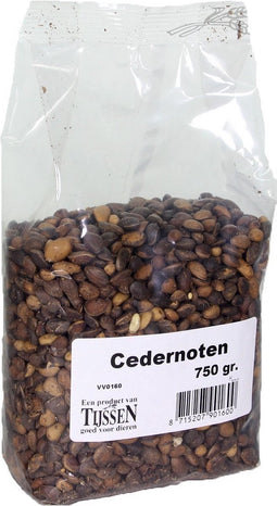 Cedernoten 750 GR
