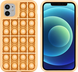 iMoshion Hoesje Geschikt voor iPhone 12 Pro / 12 Hoesje Siliconen - iMoshion Pop It Fidget Toy - Pop It hoesje - goud