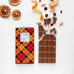 Chocoladereep Dundee-cake met amandelen, rozijnen en sinaasappel - 100 gram - Handmade in Scotland