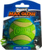 Chuckit Max Glow Ultra Squeaker - Hondenspeelgoed - Stuiterende hondenbal - Drijvend - Glow in the dark - Maat M - ø 6 cm - Groen
