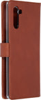 Selencia Hoesje Geschikt voor Samsung Galaxy Note 10 Hoesje Met Pasjeshouder - Selencia Echt Lederen Bookcase - Lichtbruin