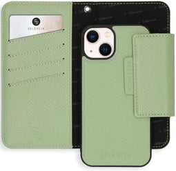 Selencia Hoesje Geschikt voor iPhone 13 Hoesje Met Pasjeshouder - Selencia Llyr 2-in-1 Uitneembare Slang Bookcase - Groen