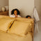 Coco & Cici - Bamboe Kussensloop 80 x 80 cm - Kussenhoes - Okergeel - 100% Eco Bamboe - Volant 2 cm - 1 stuk