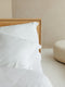Coco & Cici - Bamboe Kussensloop 80 x 80 cm - Kussenhoes - Wit - 100% Eco Bamboe - Volant 2 cm - 1 stuk