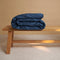Coco & Cici - Tencel Sateen Dekbedovertrek 140 x 200 cm - 1 Persoons Beddengoed - Donker Blauw - Lyocell - Hypoallergeen & Extra Zacht - 1 Kussensloop (60x70)