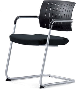 Conferentiestoel serie 036 sledeframe