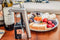 Coravin - Timeless Model Six+ wijnbewaarsysteem - 3 Coravin Pure Argon Capsules, 6 Coravin Schroefdoppen, een Coravin Beluchter en een Draagkoffer - in zilver