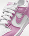 Nike Dunk Low - Meisjes kleuterschoenen - maat 28 - Wit/Wit/Wit/Pink Rise