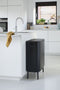 Brabantia Bo Touch Bin Hi - Prullenbak - 60 liter - Soft-touch openingssysteem - Matt Black