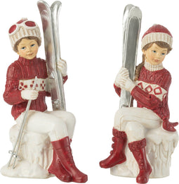 J-Line kerstfiguur Meisje En Jongen Ski Zittend - polyresin - wit/rood - 2 stuks